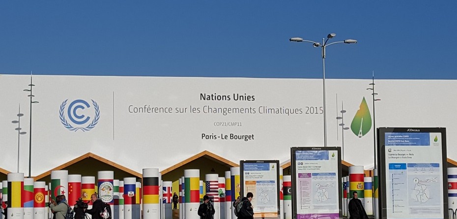 Le Bourget, Paris, France. Flags of all Parties to the UNFCCC were displayed. Ph: Dizzanne Billy